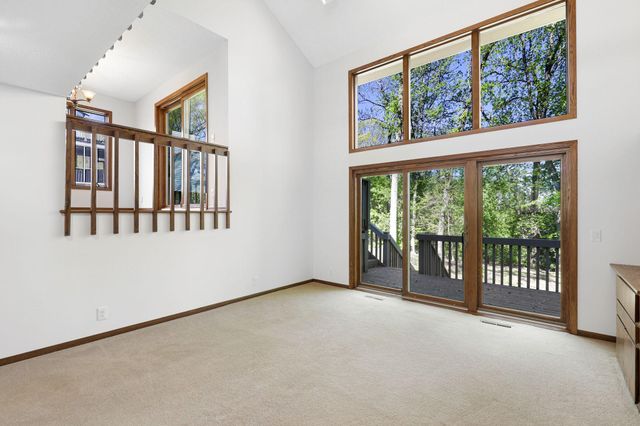 7930 Rhode Island Circle, Bloomington, MN 55438