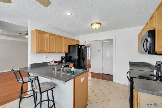 125 Stoney Point Drive, Harvest, AL 35749