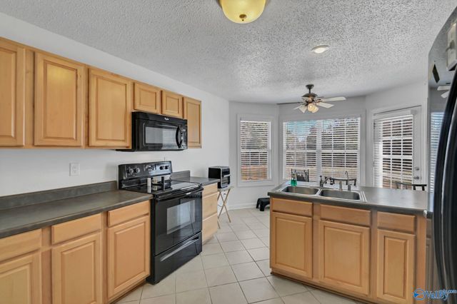 125 Stoney Point Drive, Harvest, AL 35749