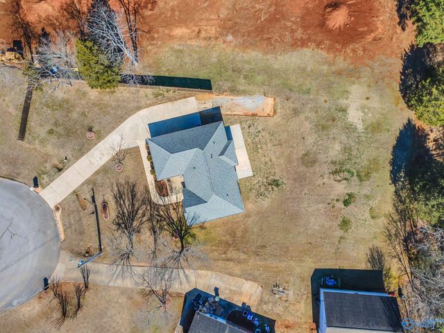 125 Stoney Point Drive, Harvest, AL 35749