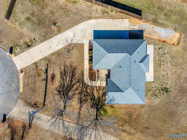 125 Stoney Point Drive, Harvest, AL 35749