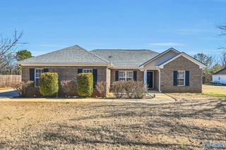 125 Stoney Point Drive, Harvest, AL 35749