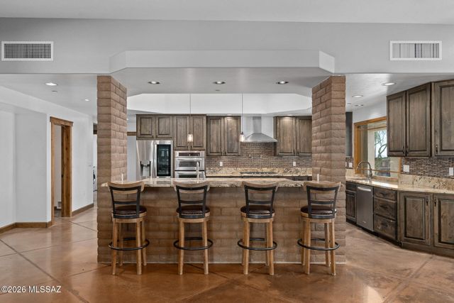 8755 N Sunny Slope Drive, Oro Valley, AZ 85704