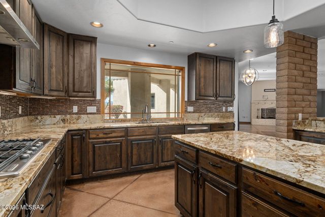 8755 N Sunny Slope Drive, Oro Valley, AZ 85704