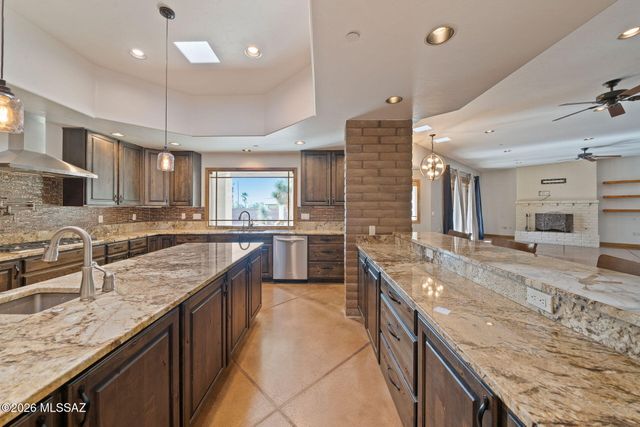 8755 N Sunny Slope Drive, Oro Valley, AZ 85704