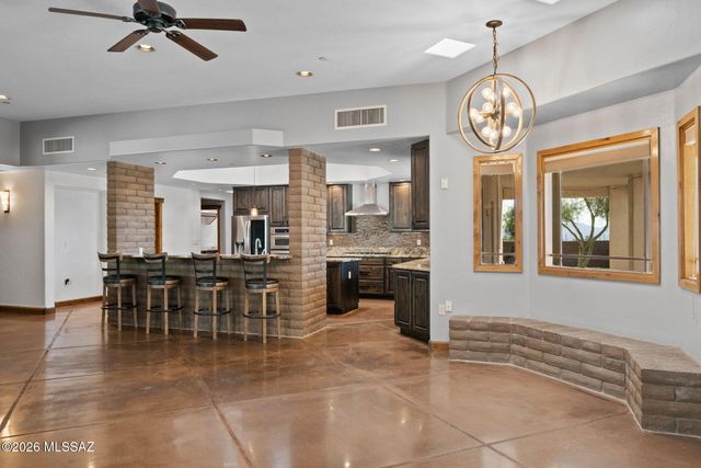 8755 N Sunny Slope Drive, Oro Valley, AZ 85704