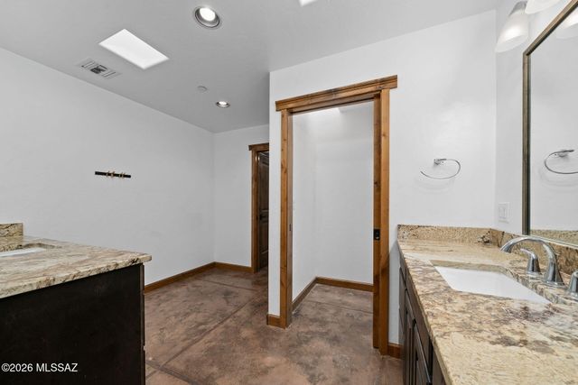8755 N Sunny Slope Drive, Oro Valley, AZ 85704