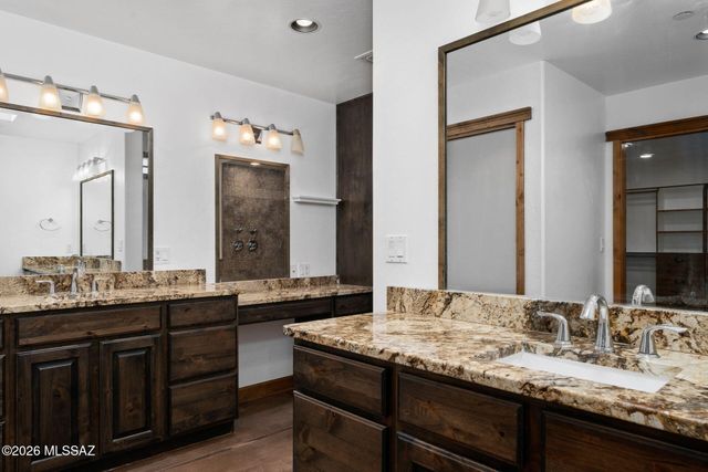 8755 N Sunny Slope Drive, Oro Valley, AZ 85704