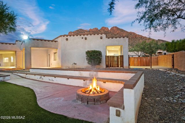 8755 N Sunny Slope Drive, Oro Valley, AZ 85704