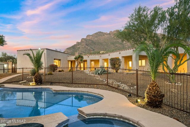 8755 N Sunny Slope Drive, Oro Valley, AZ 85704