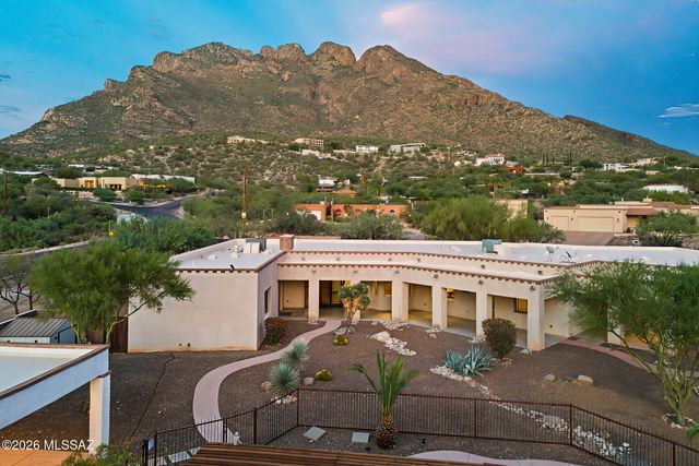 8755 N Sunny Slope Drive, Oro Valley, AZ 85704