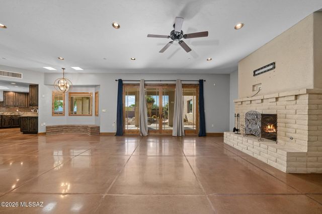 8755 N Sunny Slope Drive, Oro Valley, AZ 85704