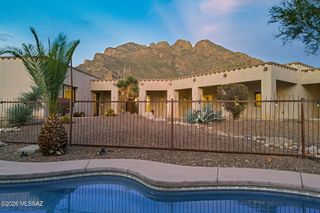 8755 N Sunny Slope Drive, Oro Valley, AZ 85704