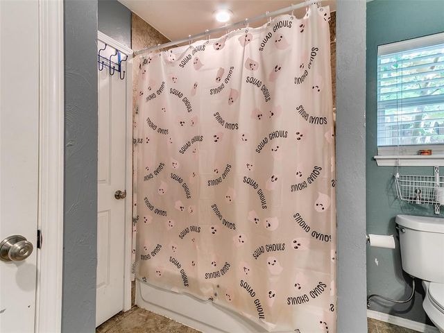 6605 Stonycreek Drive, Oklahoma City, OK 73132