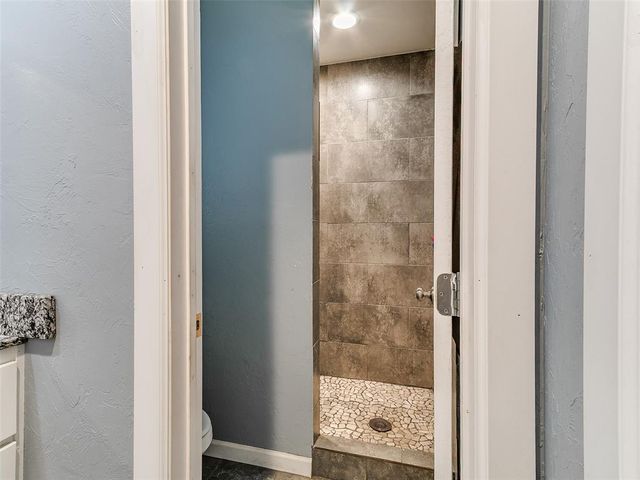 6605 Stonycreek Drive, Oklahoma City, OK 73132