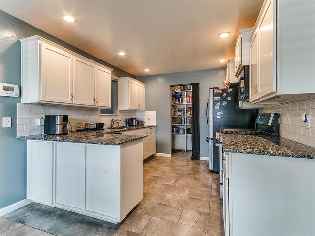 6605 Stonycreek Drive, Oklahoma City, OK 73132