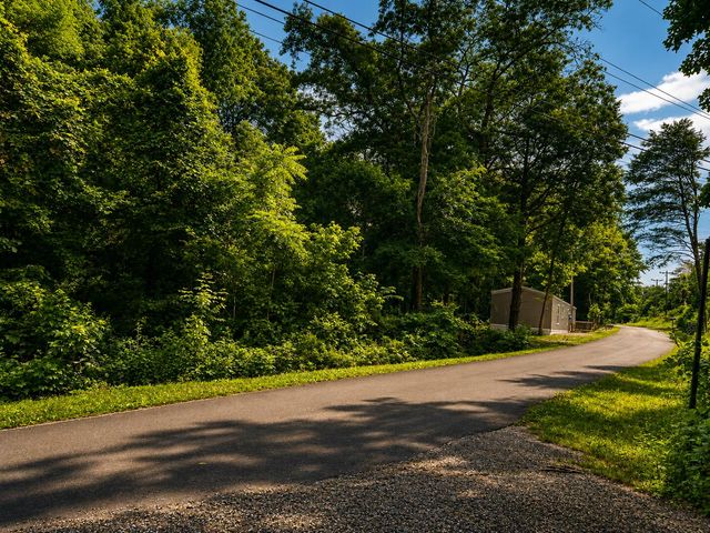 536 Stone Gate Drive, Burnside, KY 42519