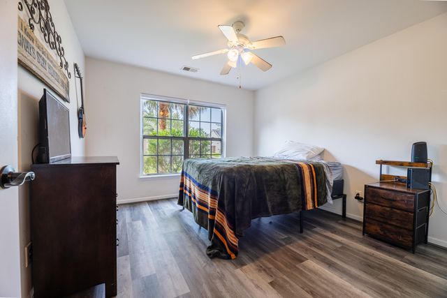 270 Avonshire Drive, Summerville, SC 29483