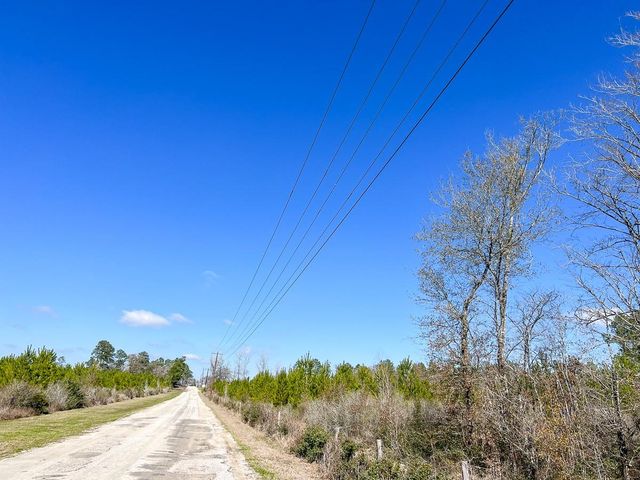 01 Wallace, Huntsville, TX 77320