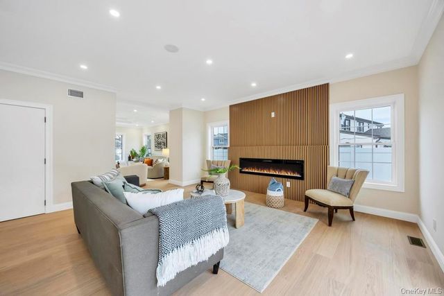 49 Anvil Lane, Levittown, NY 11756