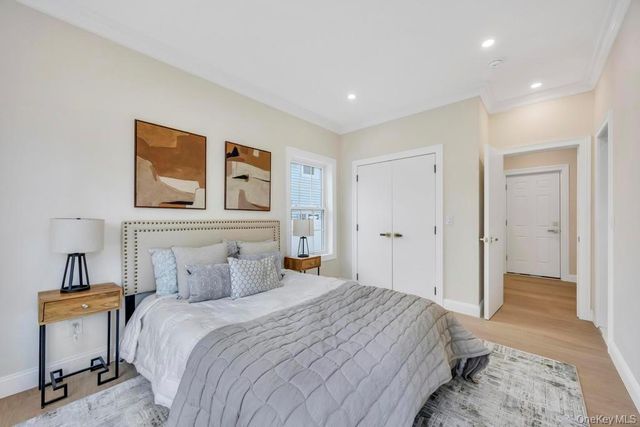 49 Anvil Lane, Levittown, NY 11756