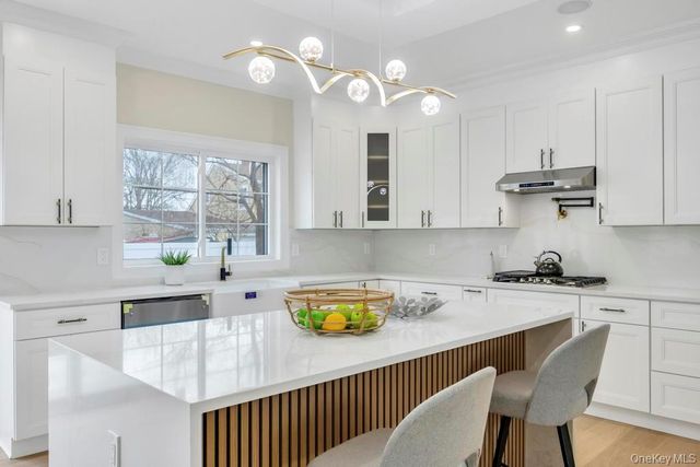 49 Anvil Lane, Levittown, NY 11756