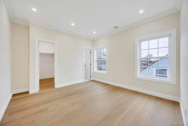 49 Anvil Lane, Levittown, NY 11756