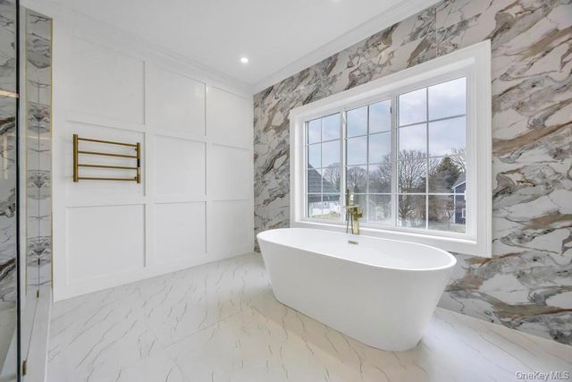 49 Anvil Lane, Levittown, NY 11756