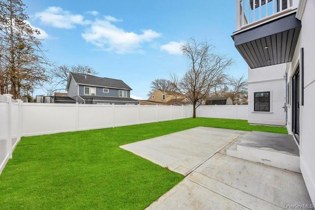 49 Anvil Lane, Levittown, NY 11756