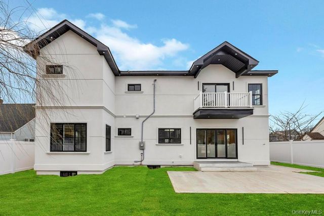 49 Anvil Lane, Levittown, NY 11756