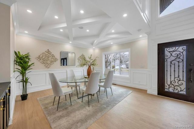 49 Anvil Lane, Levittown, NY 11756