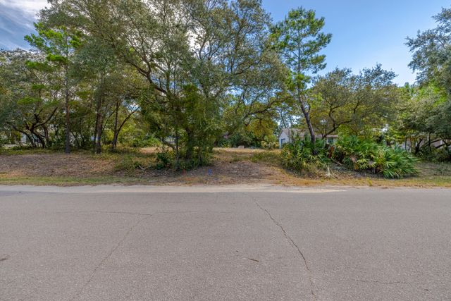 734 Gainous Road, Panama City Beach, FL 32413