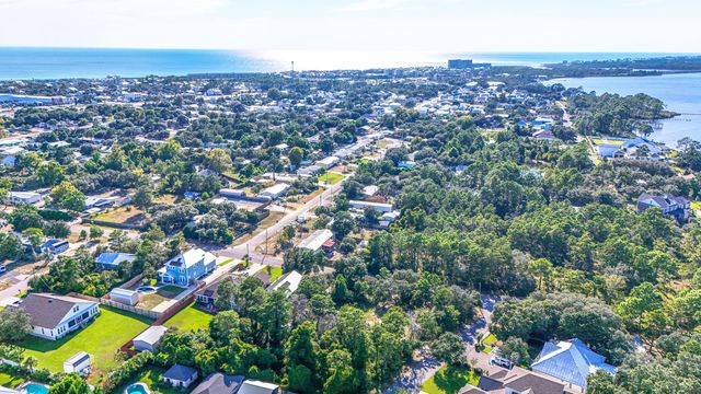 734 Gainous Road, Panama City Beach, FL 32413