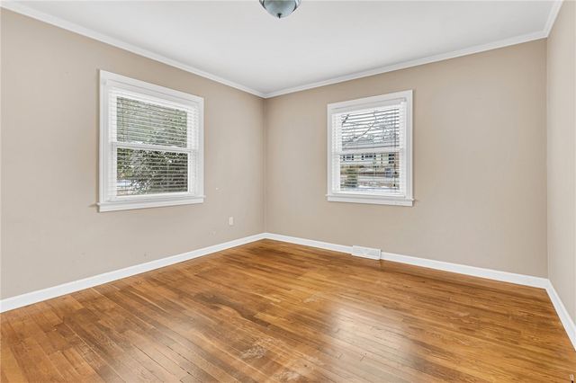 11 Foxhall Road, Greenville, SC 29605