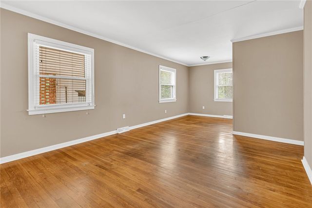 11 Foxhall Road, Greenville, SC 29605