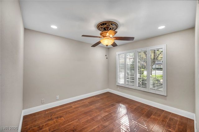 6976 Emerald Springs Lane, Las Vegas, NV 89113