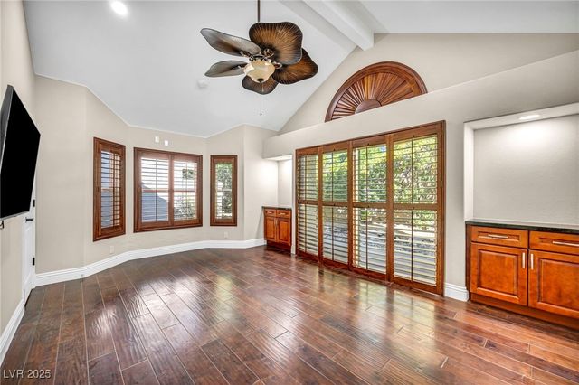 6976 Emerald Springs Lane, Las Vegas, NV 89113