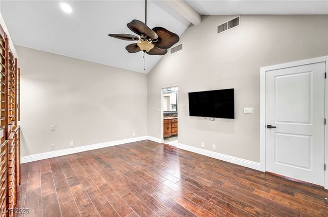 6976 Emerald Springs Lane, Las Vegas, NV 89113