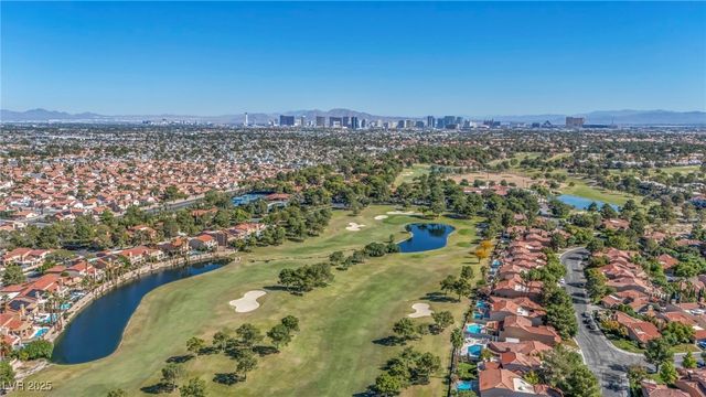 6976 Emerald Springs Lane, Las Vegas, NV 89113