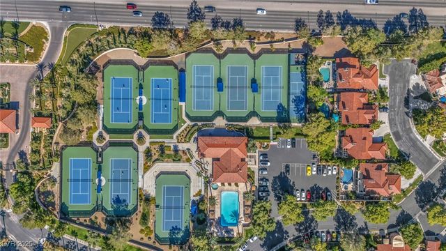 6976 Emerald Springs Lane, Las Vegas, NV 89113