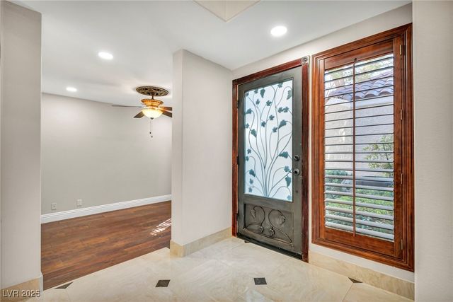 6976 Emerald Springs Lane, Las Vegas, NV 89113