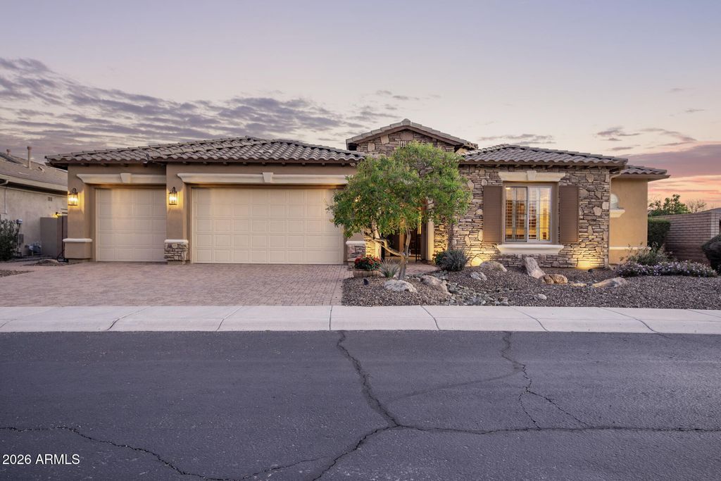 12061 W MINER Trail, Peoria, AZ 85383