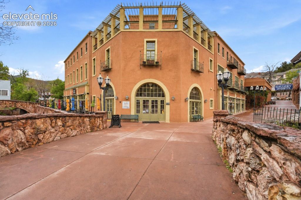 934 Manitou Avenue 212, Manitou Springs, CO 80829