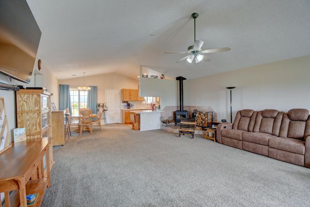 1 Joshua Court, Edgewood, NM 87015