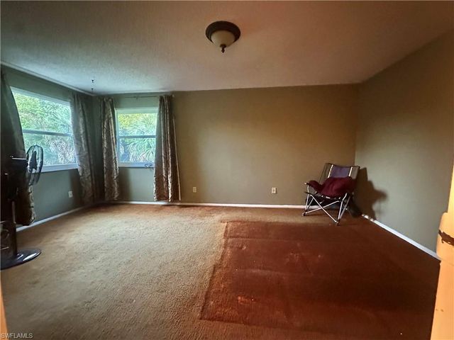 18505 Sandy Cove DR, Fort Myers, FL 33967