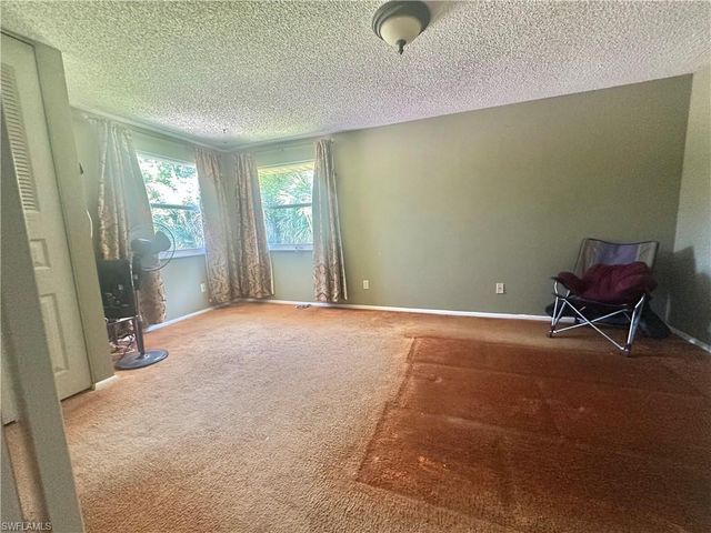 18505 Sandy Cove DR, Fort Myers, FL 33967