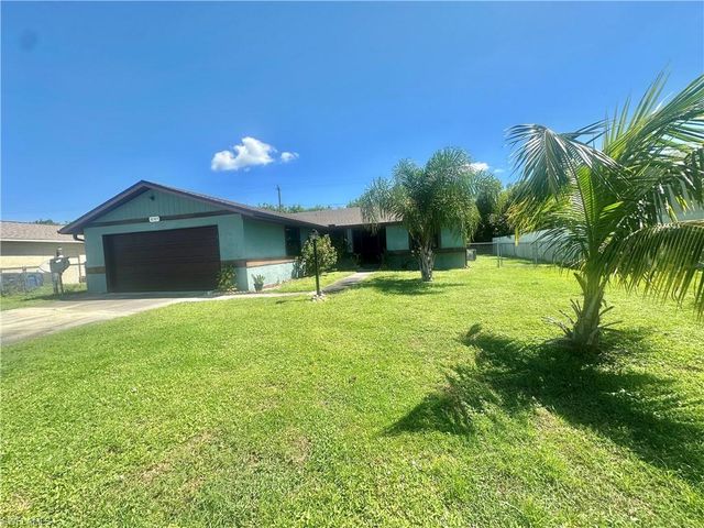 18505 Sandy Cove DR, Fort Myers, FL 33967
