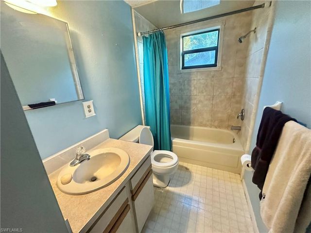 18505 Sandy Cove DR, Fort Myers, FL 33967