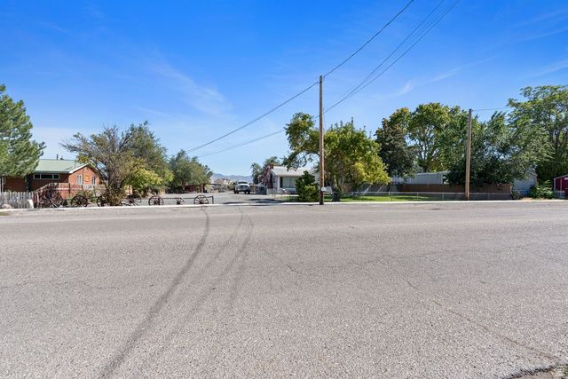 241 S QUIRK ST, Grantsville, UT 84029