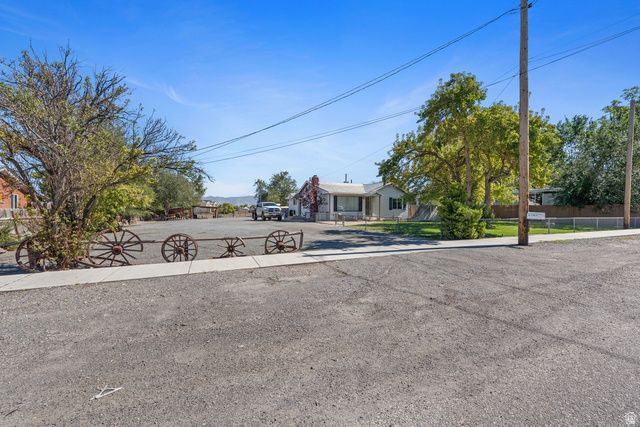 241 S QUIRK ST, Grantsville, UT 84029